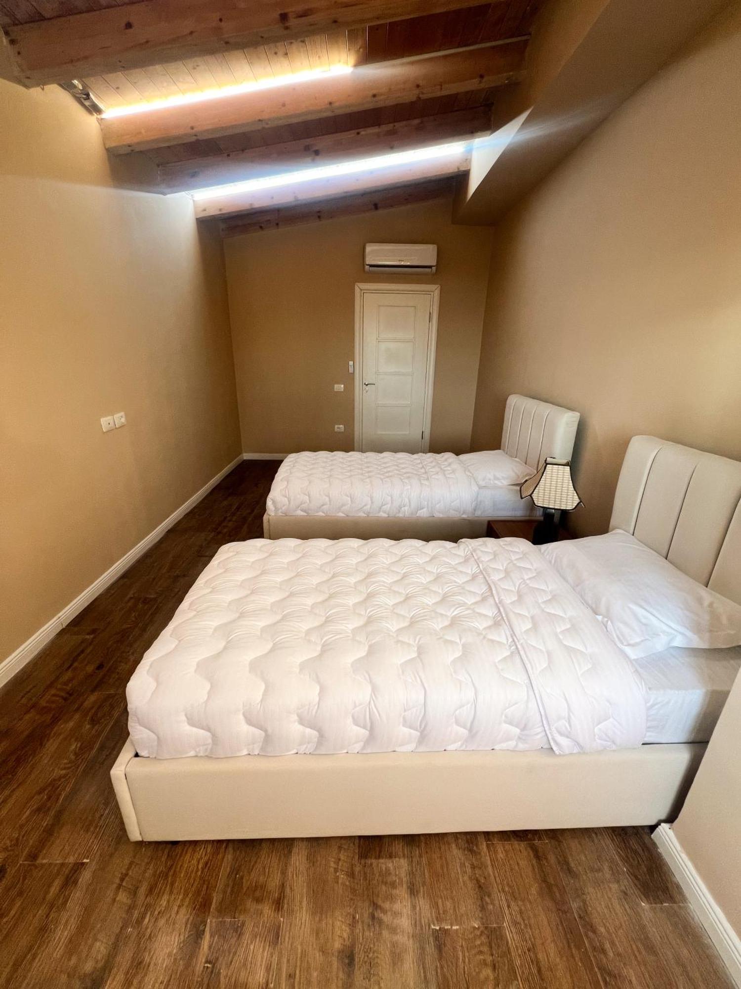 Sea View Apartments Durrës Extérieur photo