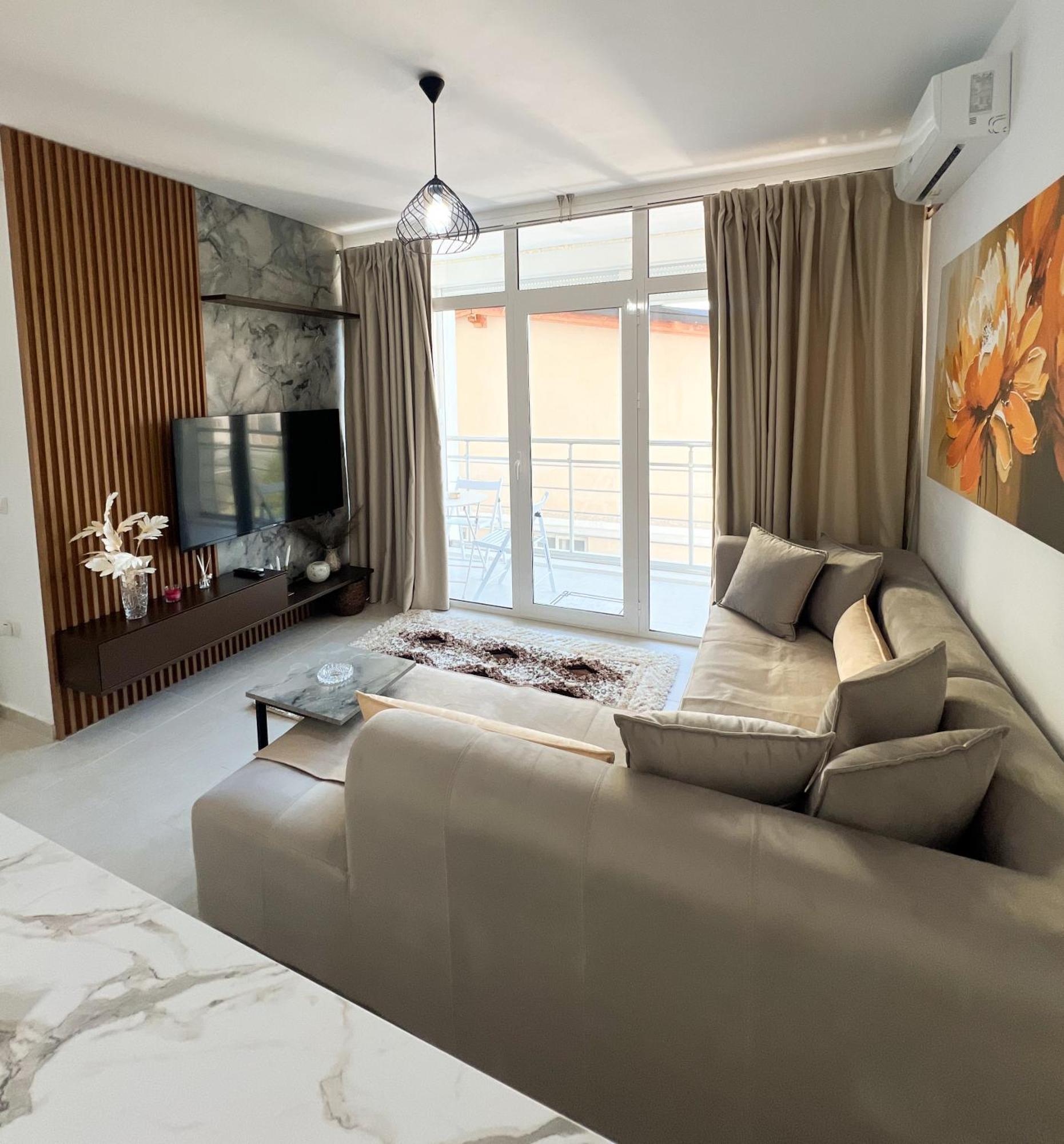 Sea View Apartments Durrës Extérieur photo